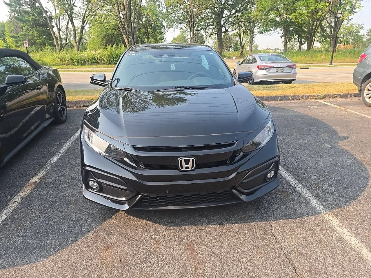 Used 2021 Black Honda EX image 2
