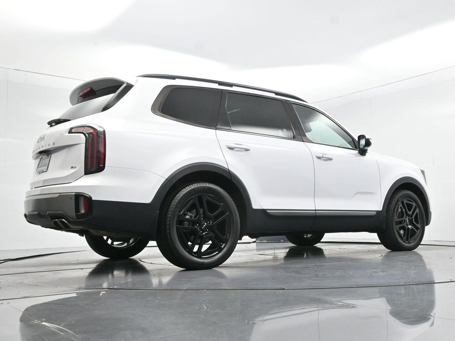 Used 2023 Glacial White Pearl Kia EX X-Line image 56