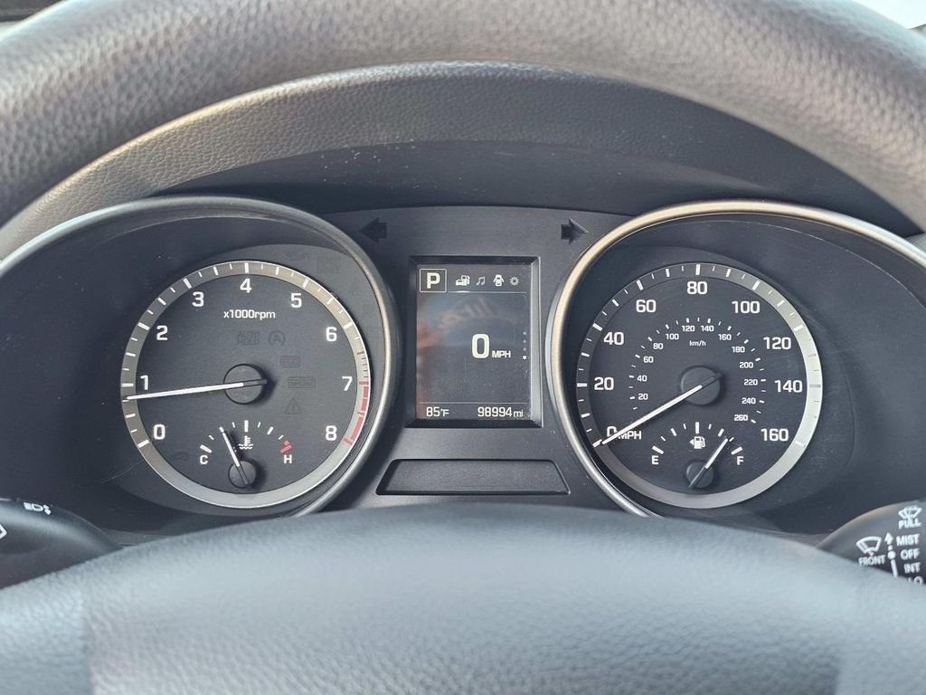 Used 2017 White Hyundai 2.4 Base image 29
