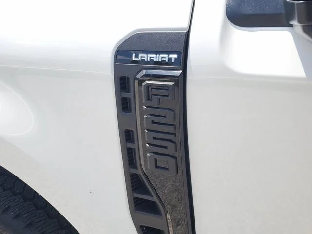 New 2026 Star White Metallic Tri-Coat Ford F-250® Lariat® image 8