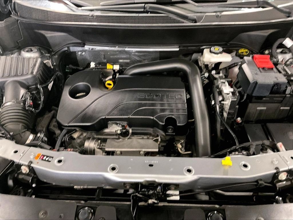 Used 2025 Gray Chevrolet LT image 29