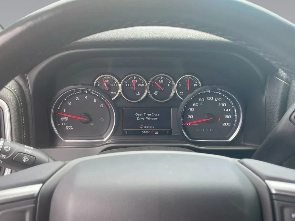 Used 2021 Iridescent Pearl Tricoat Chevrolet LT Trail Boss image 19