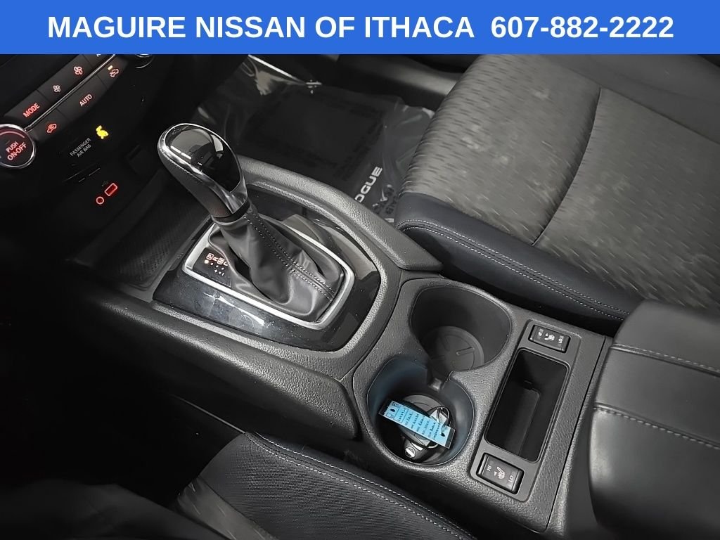 Used 2018 Gray Nissan SV image 28