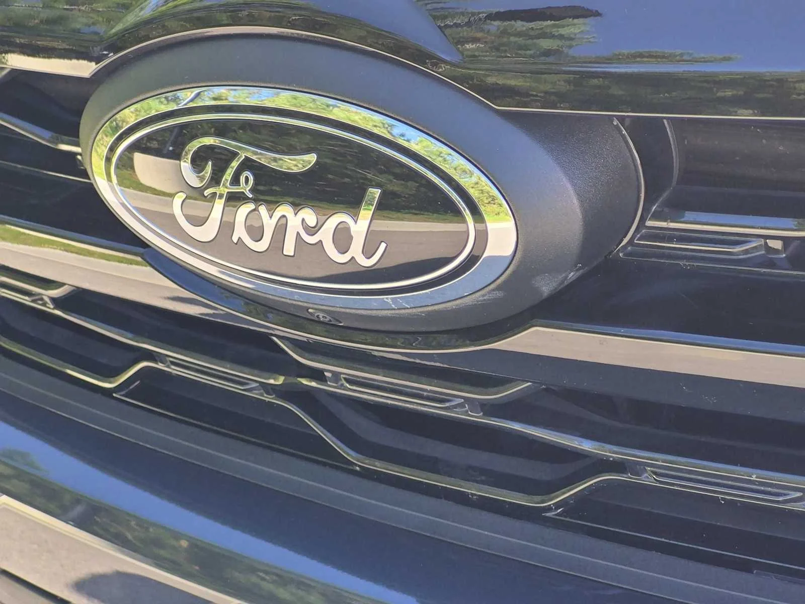 Used 2023 Stone Blue Metallic Ford Limited image 12
