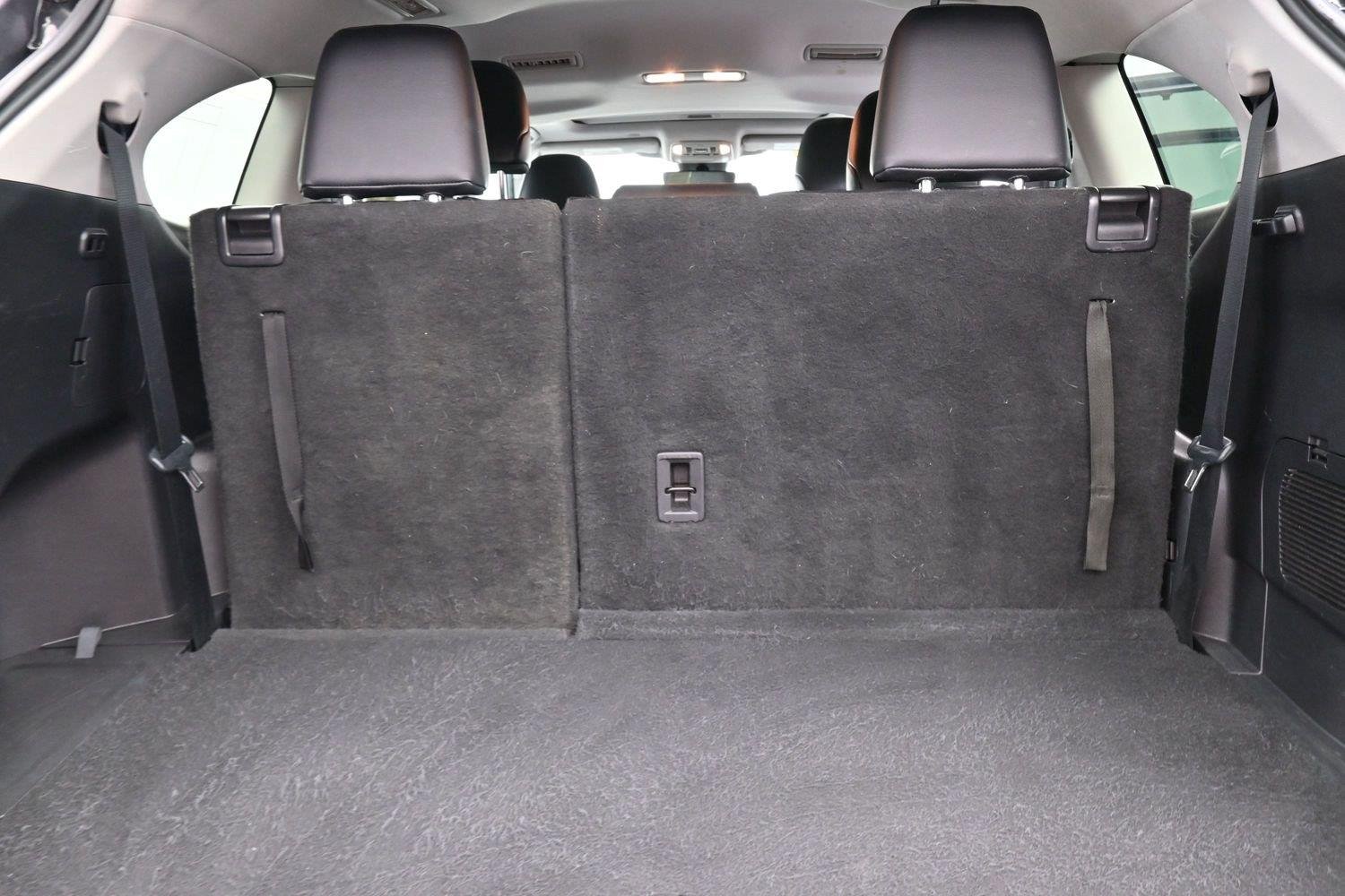 Used 2022 Magnetic Gray Metallic Toyota XLE image 9