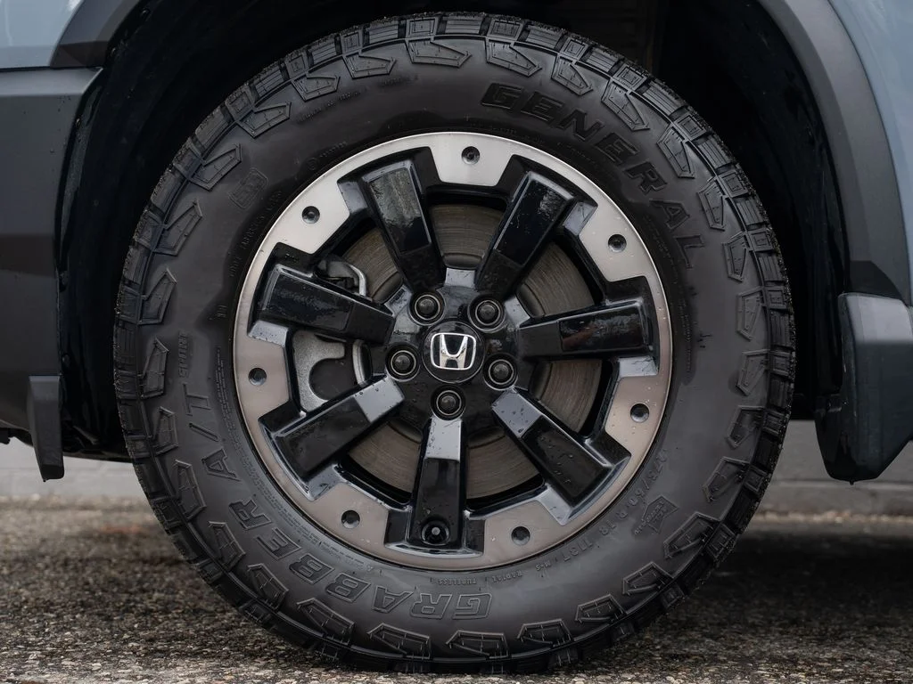 Used 2026  Honda  image 12