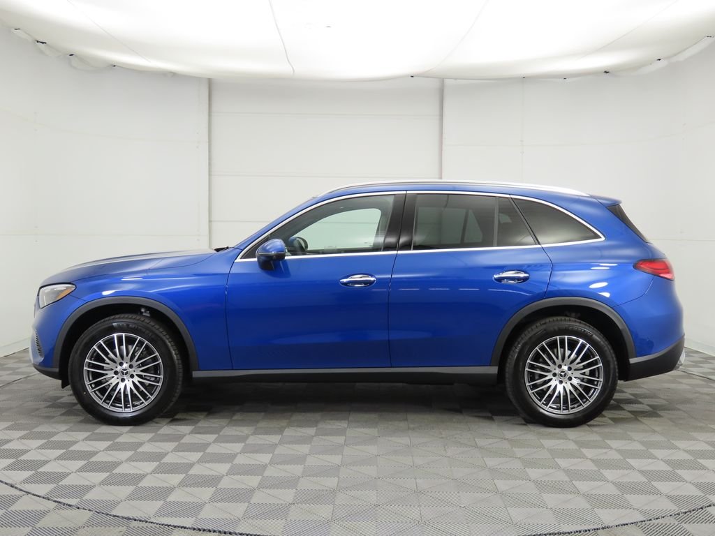 Used 2026 Starling Blue Metallic Mercedes-Benz GLC 300 image 8