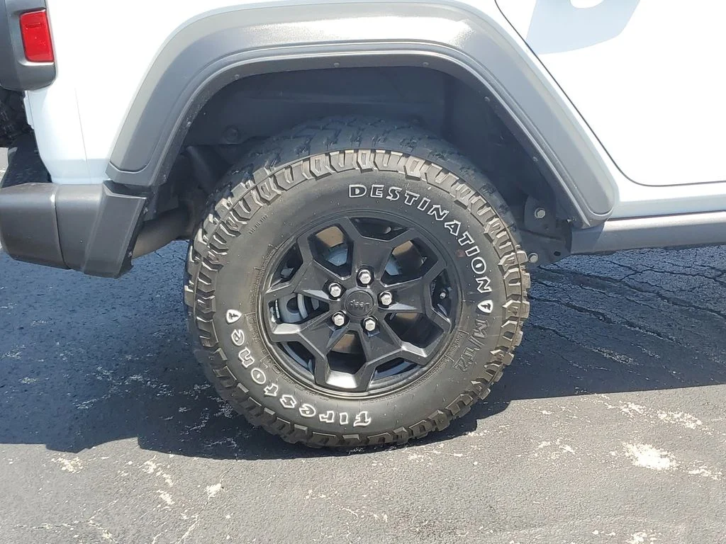 Used 2023 White Jeep Willys 4xe image 5