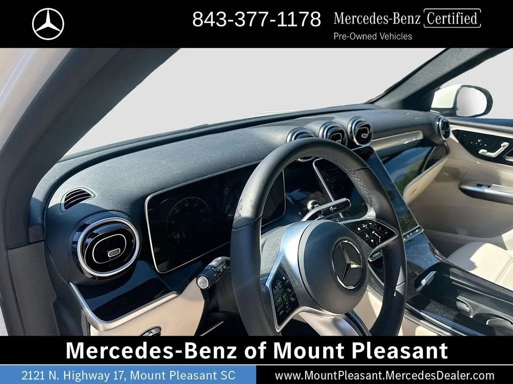 Certified Used 2025 Polar White Mercedes-Benz GLC 300 image 9