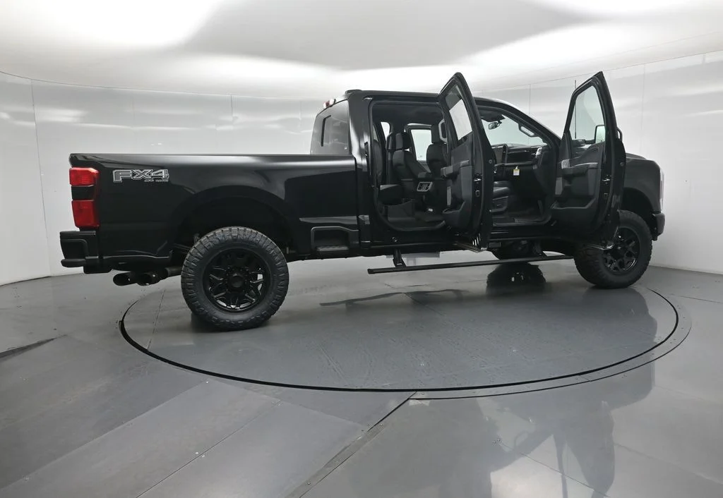 New 2026 Agate Black Metallic Ford Lariat image 4