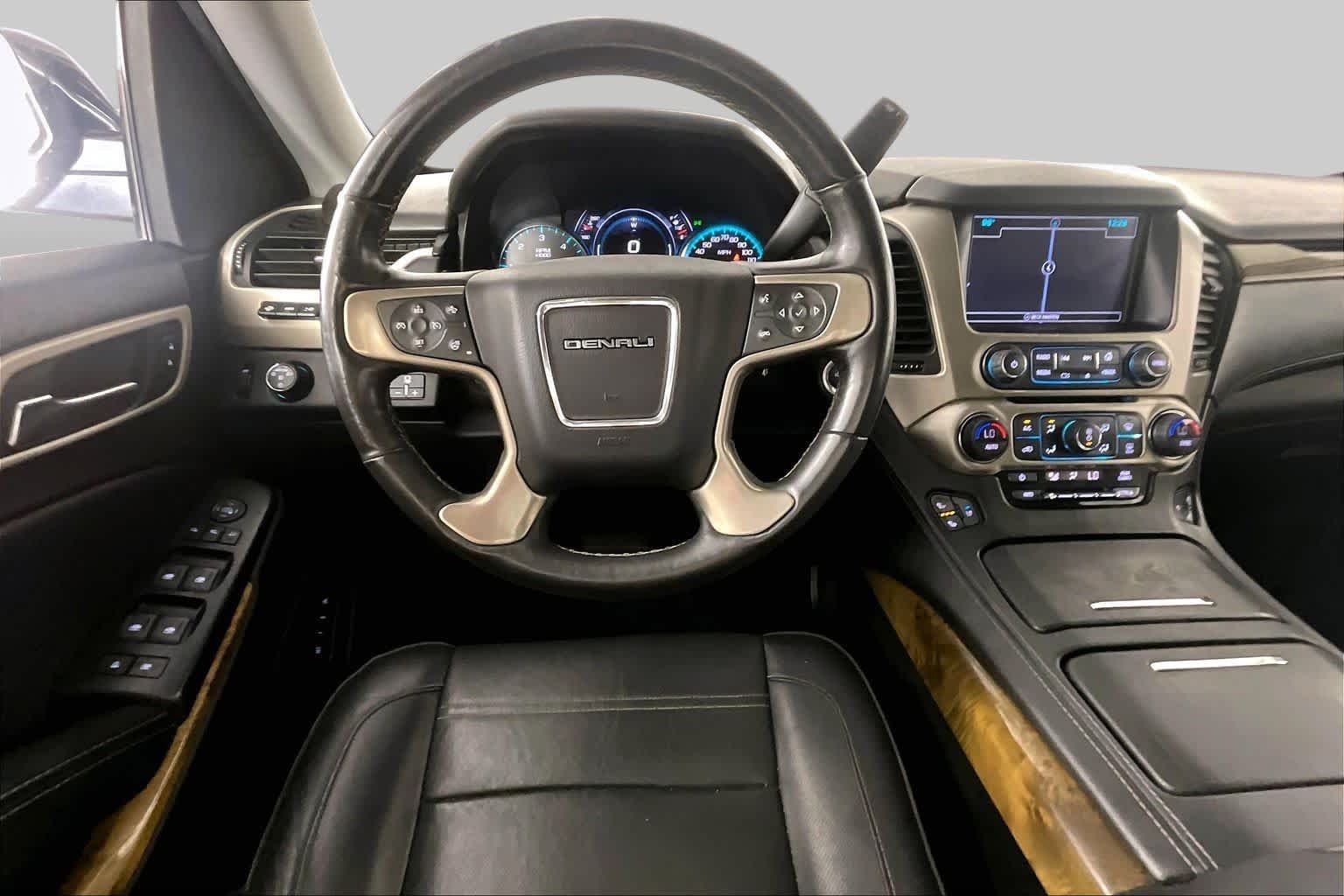 Used 2017 Dark Sapphire Blue Metallic GMC Denali image 6