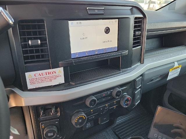 2025 Ford F-550 Super Duty Chassis Cab XL - Photo 49