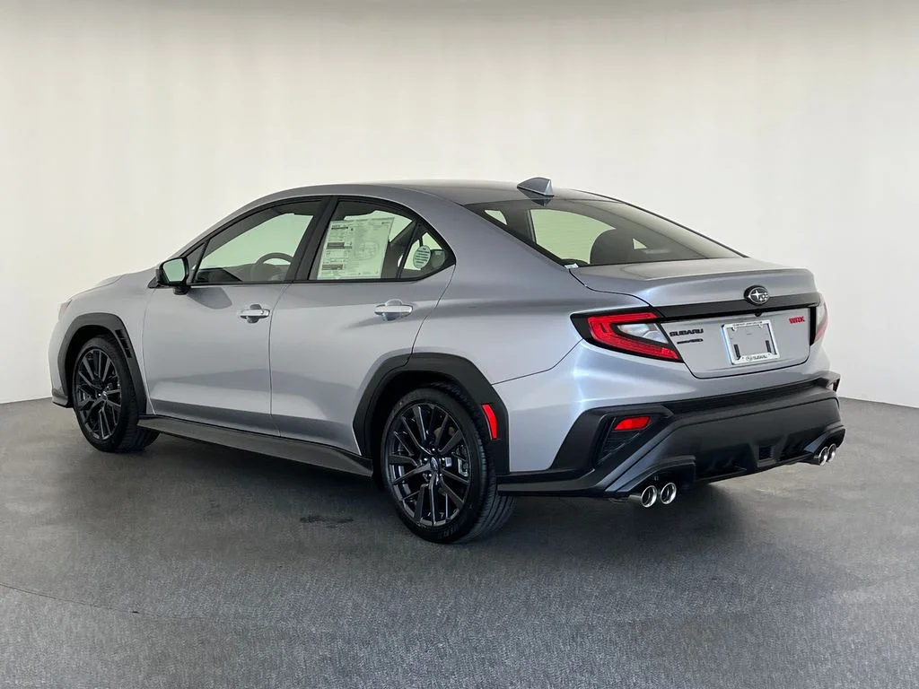 New 2026 ICE SILVER METALLIC Subaru Base image 7