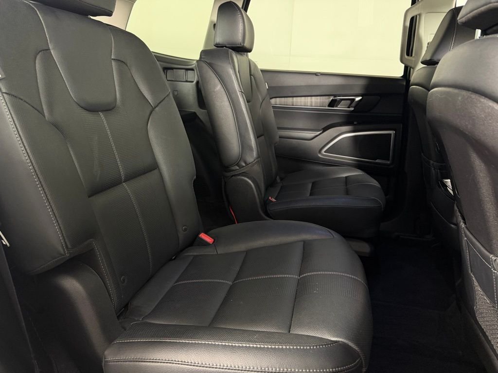 Certified Used 2023 Green Kia EX image 31
