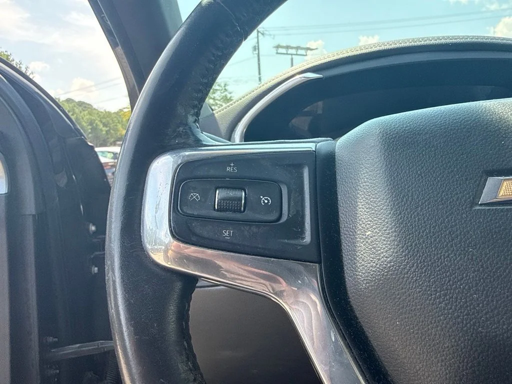 Used 2020 Black Chevrolet LT image 9