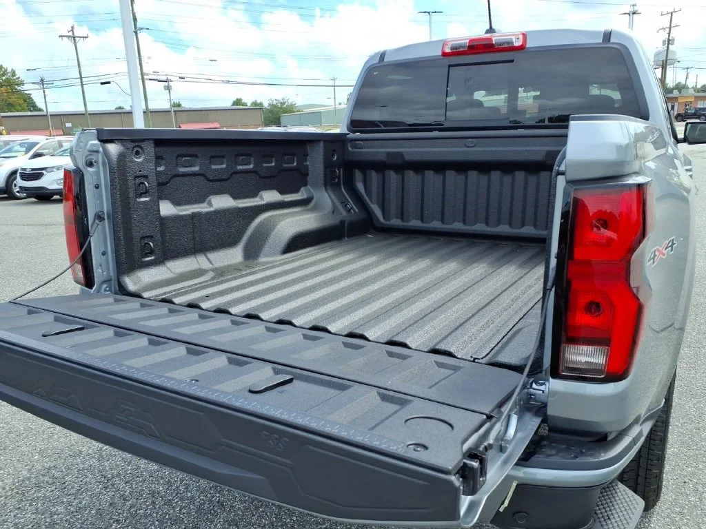 2026 Chevrolet Colorado LT - Photo 31