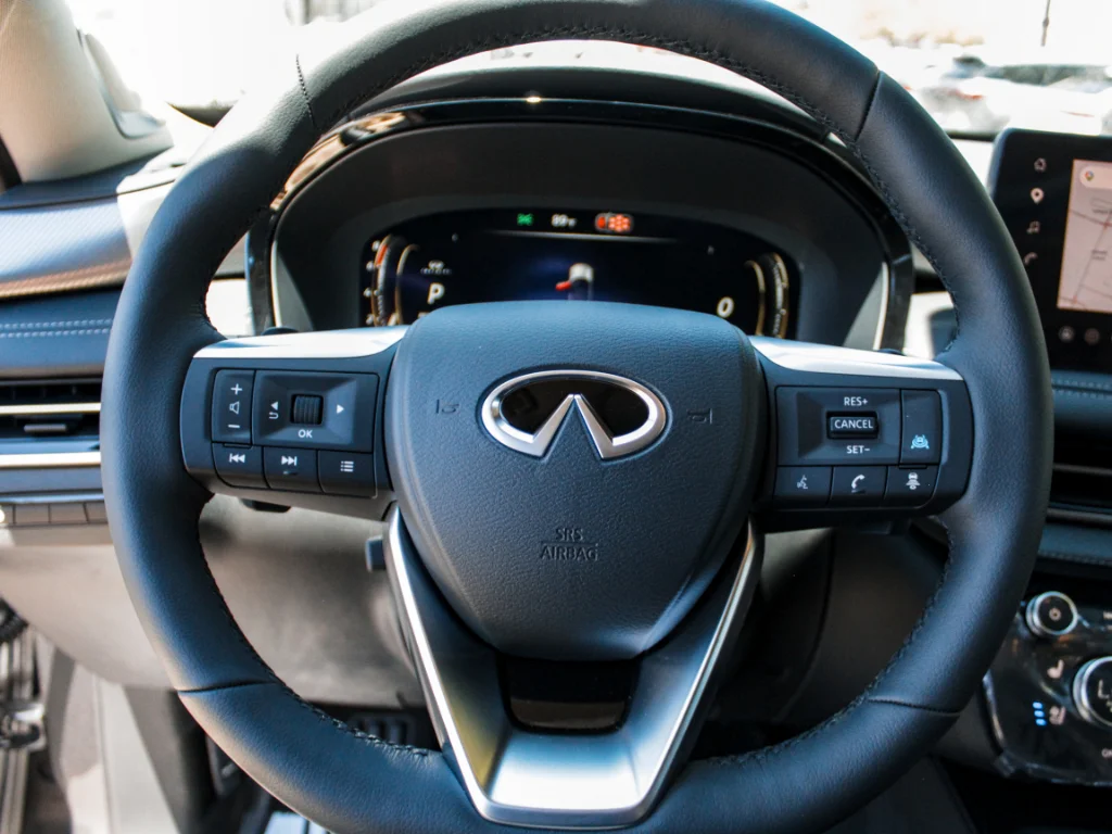 New 2027 GRAPHITE SHADOW INFINITI Luxe AWD image 13