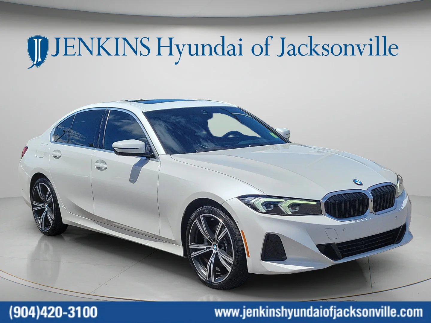 Used 2024 White Metallic BMW 330i image 1