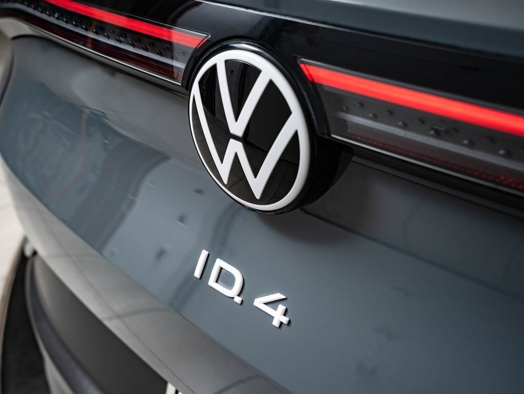 Used 2024 Pure Gray Volkswagen Standard image 16