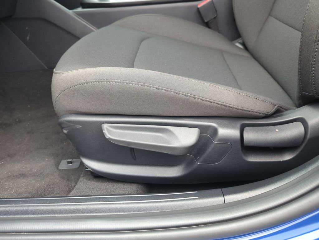 New 2026 Deep Sea Blue Kia LXS image 13