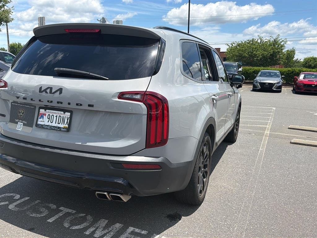 Used 2022 Wolf Gray KIA SX image 5