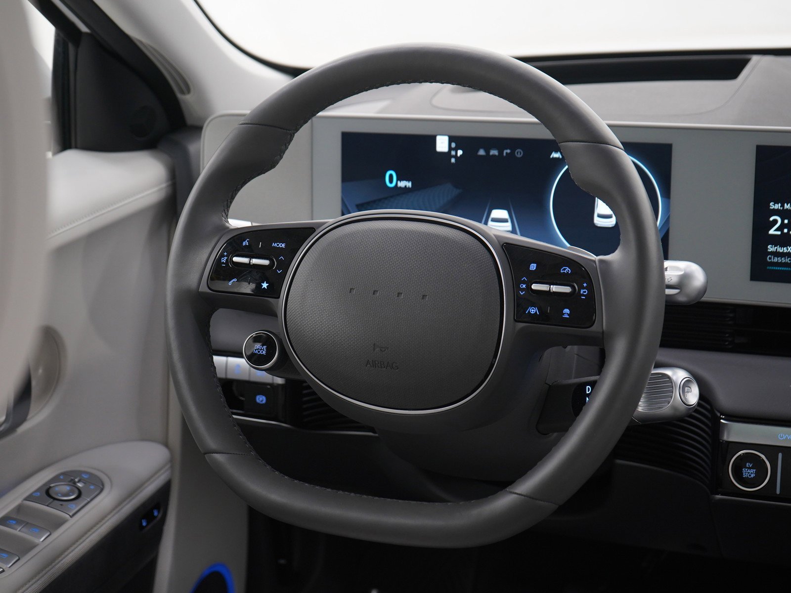 2024 Hyundai IONIQ 5 Limited - Photo 16