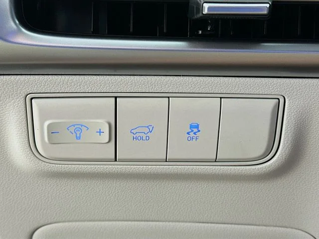 New 2026 White Hyundai SEL image 20