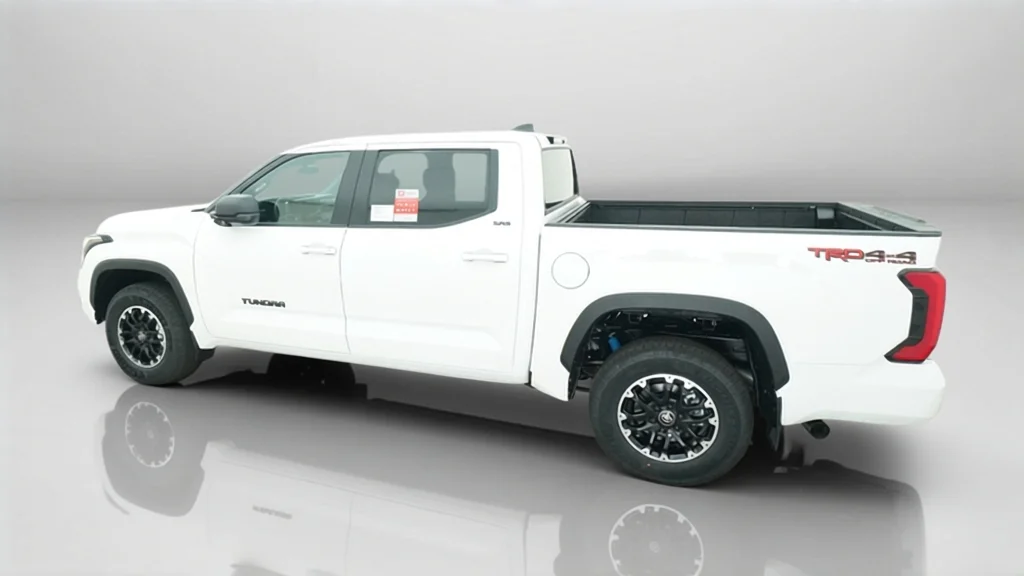 New 2026 Ice Cap Toyota SR5 image 15