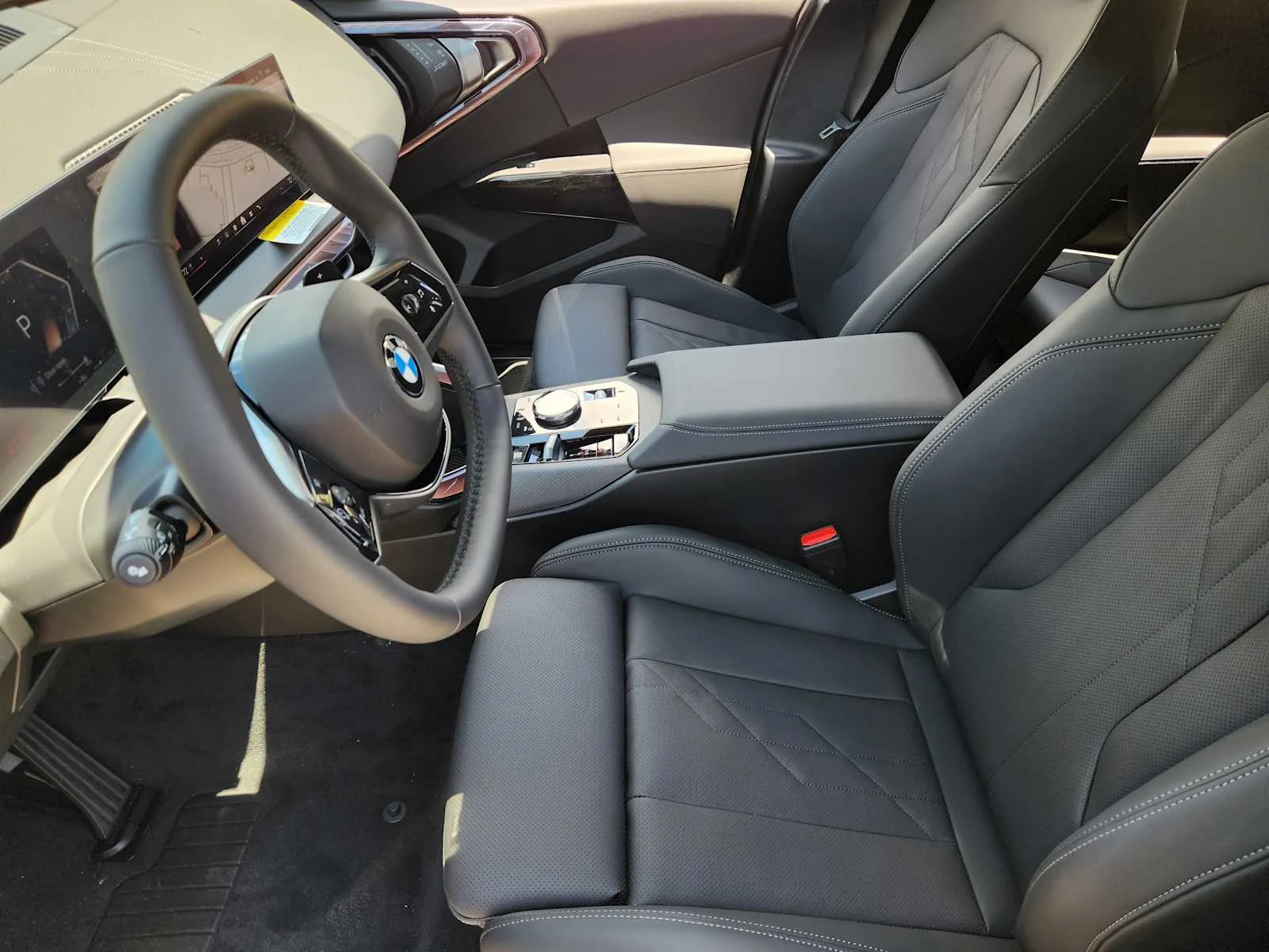 New 2026 Tanzanite Blue II Metallic BMW 30 xDrive image 4