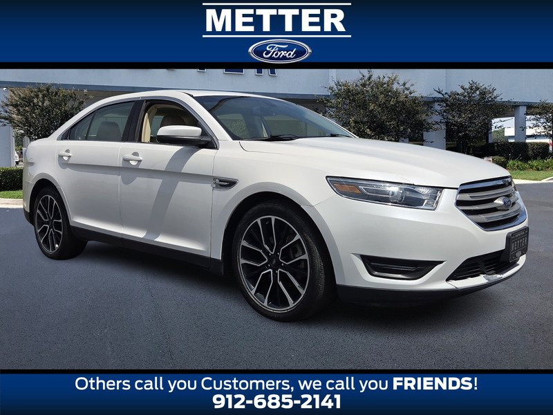 2017 Ford Taurus SEL