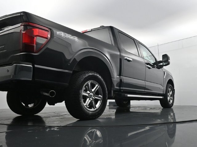 Certified Used 2025 Black Ford XLT image 29