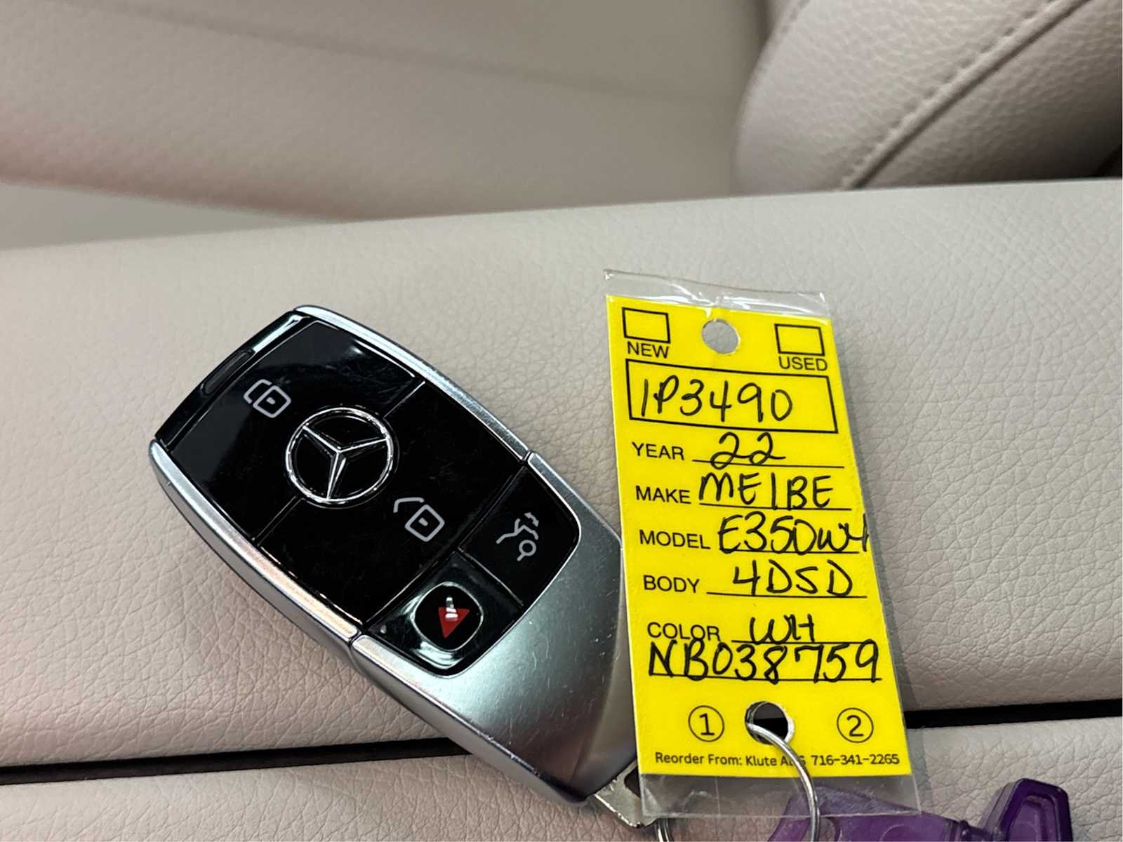 Used 2022 MANUFAKTUR Diamond White Mercedes-Benz E 350 image 44