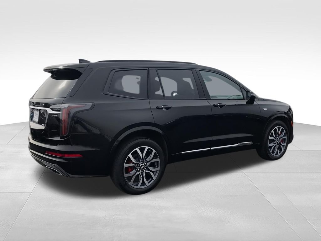 Used 2023 Black Cadillac Sport image 8