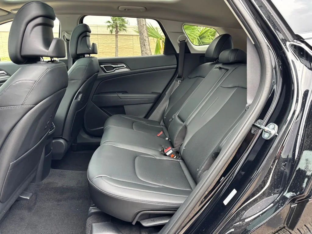 2026 Kia Sportage SX - Photo 18