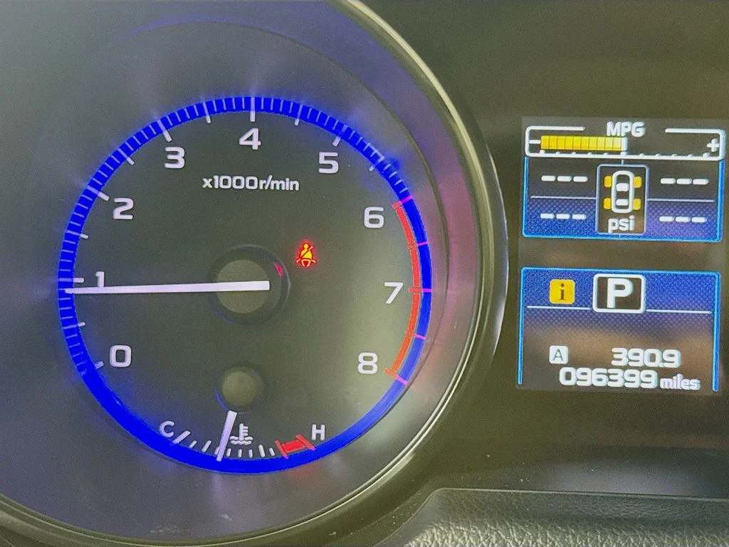Used 2018 Red Subaru 2.5i image 14