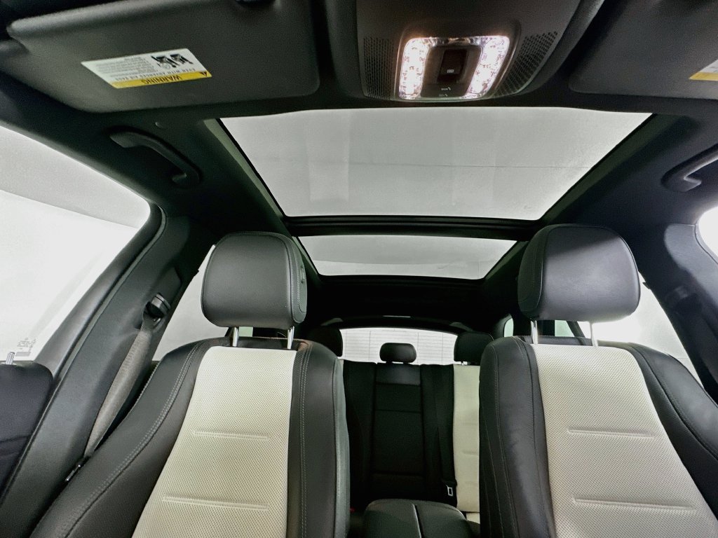 Certified Used 2023  Mercedes-Benz GLE 450 image 22