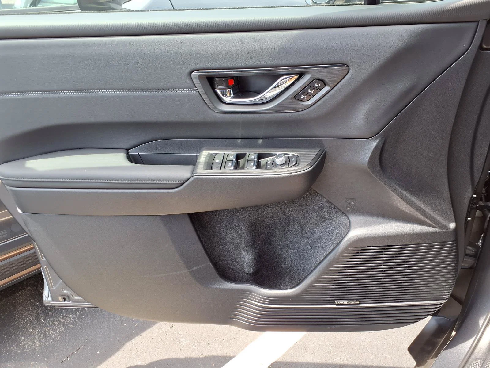 New 2026 MAGNETITE GRAY METALLIC Subaru Touring image 14