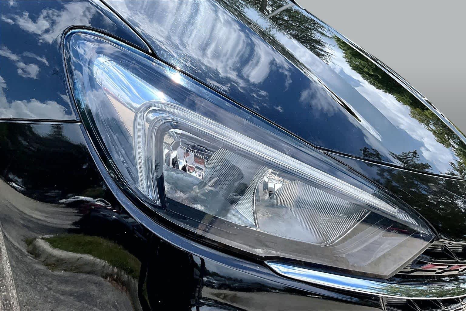 Used 2023 Ebony Twilight Metallic Buick Select image 27