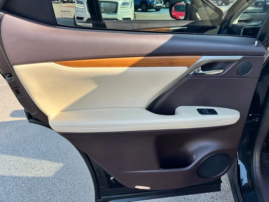 Used 2020 Black Lexus 350 image 10