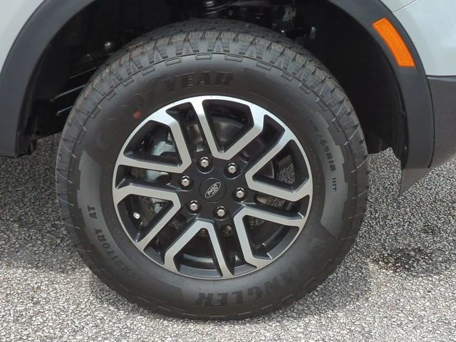 New 2026 Avalanche Ford Lariat® image 11
