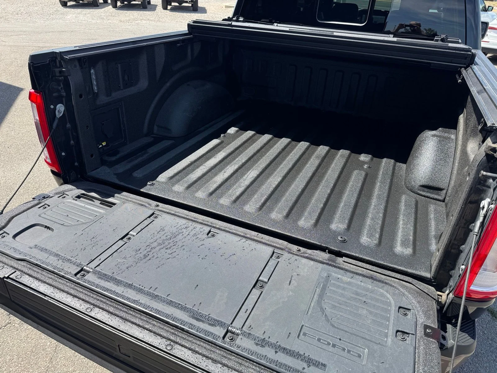 Used 2023 Gray Ford King Ranch image 8