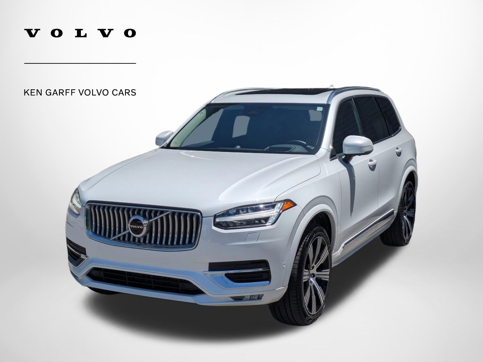 Certified Used 2023 Crystal White Volvo Ultimate image 8