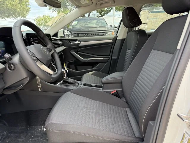 New 2026 White Volkswagen 1.5T S image 17