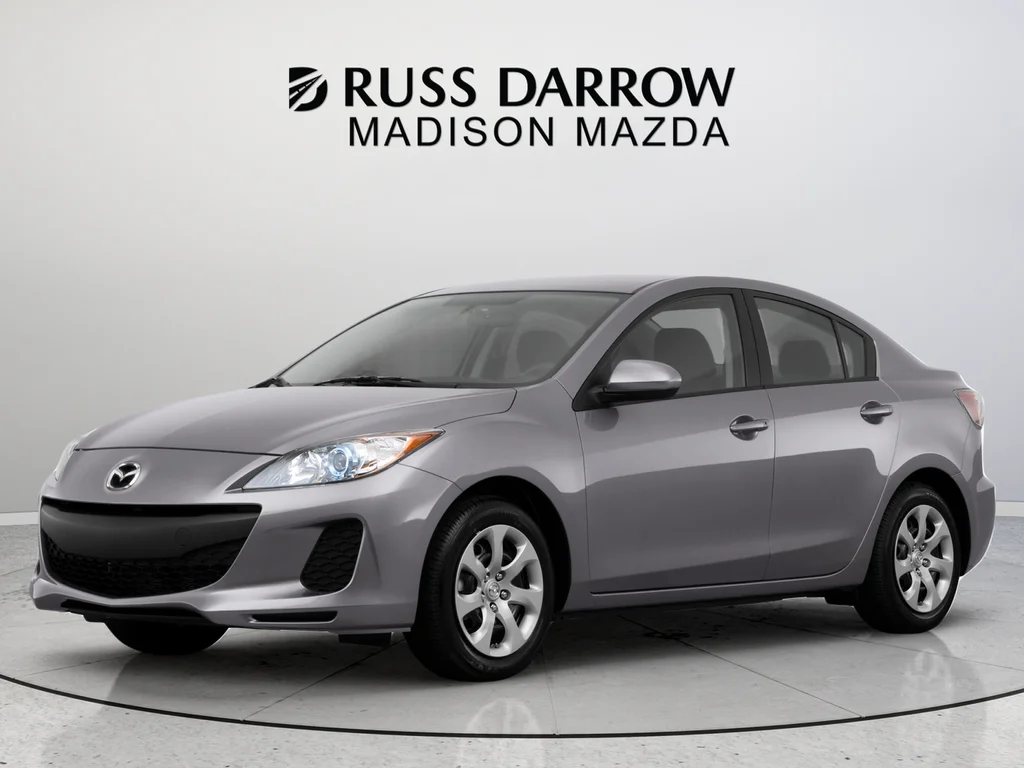 Used 2013 Silver Mazda i Sport image 1