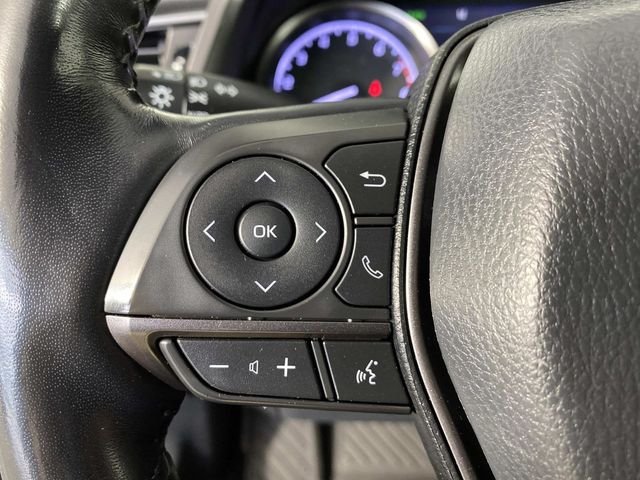 Used 2021 Blue Toyota SE image 16