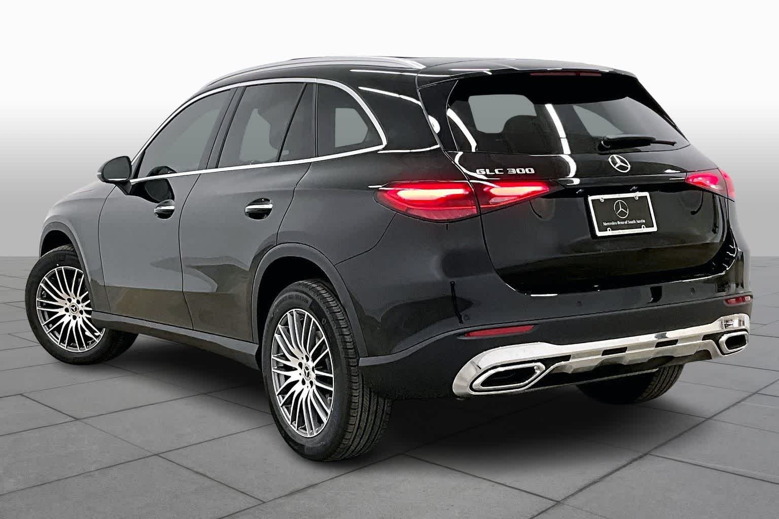 New 2026 Black Mercedes-Benz GLC 300 image 12