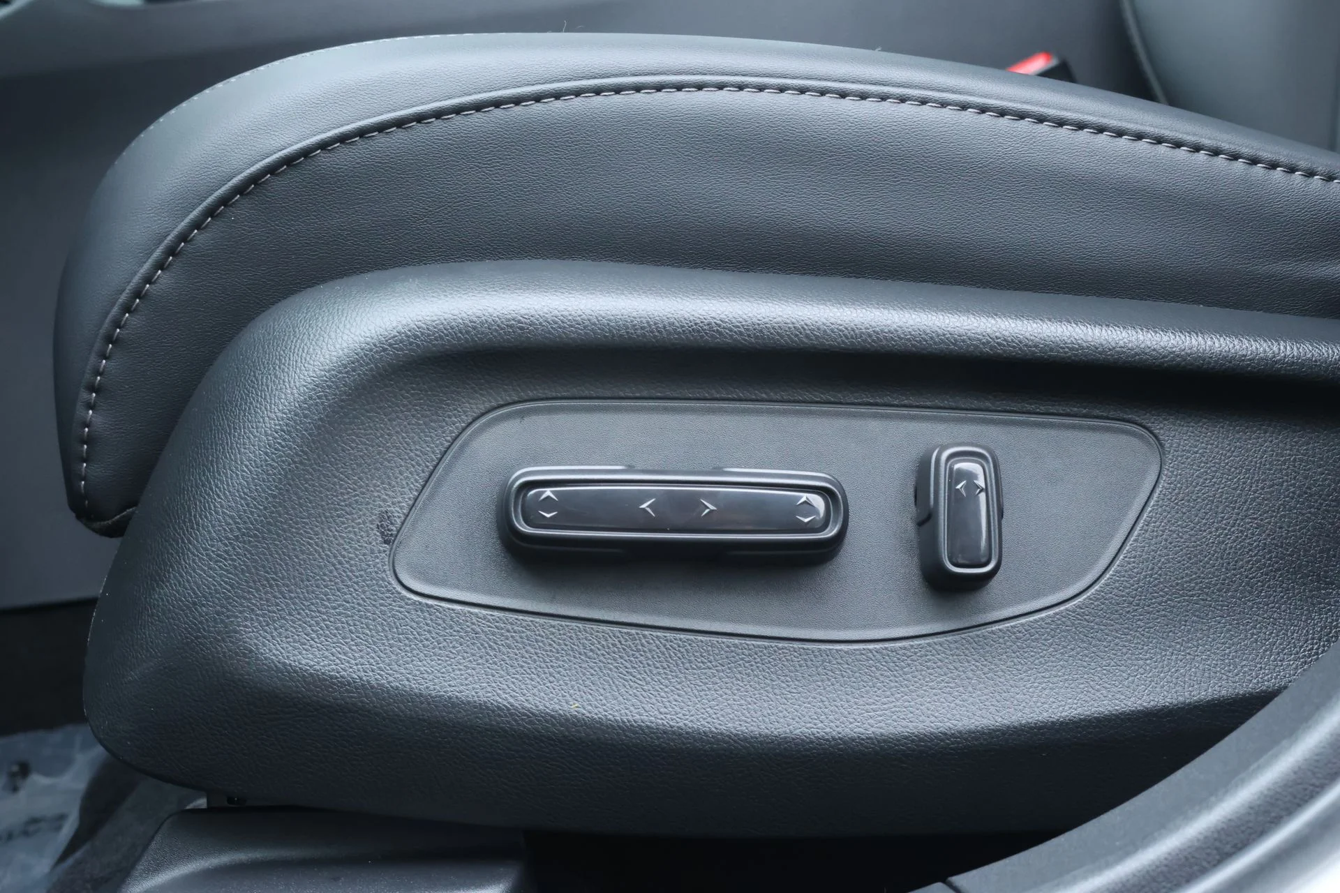 2026 Acura ADX Base - Photo 18