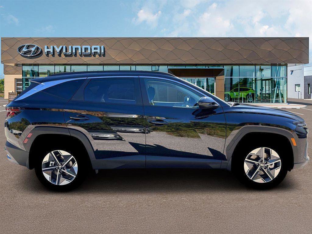 New 2026 Gray Hyundai SEL image 9