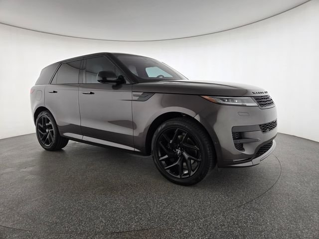 Used 2023 Gray Land Rover SE Dynamic image 15