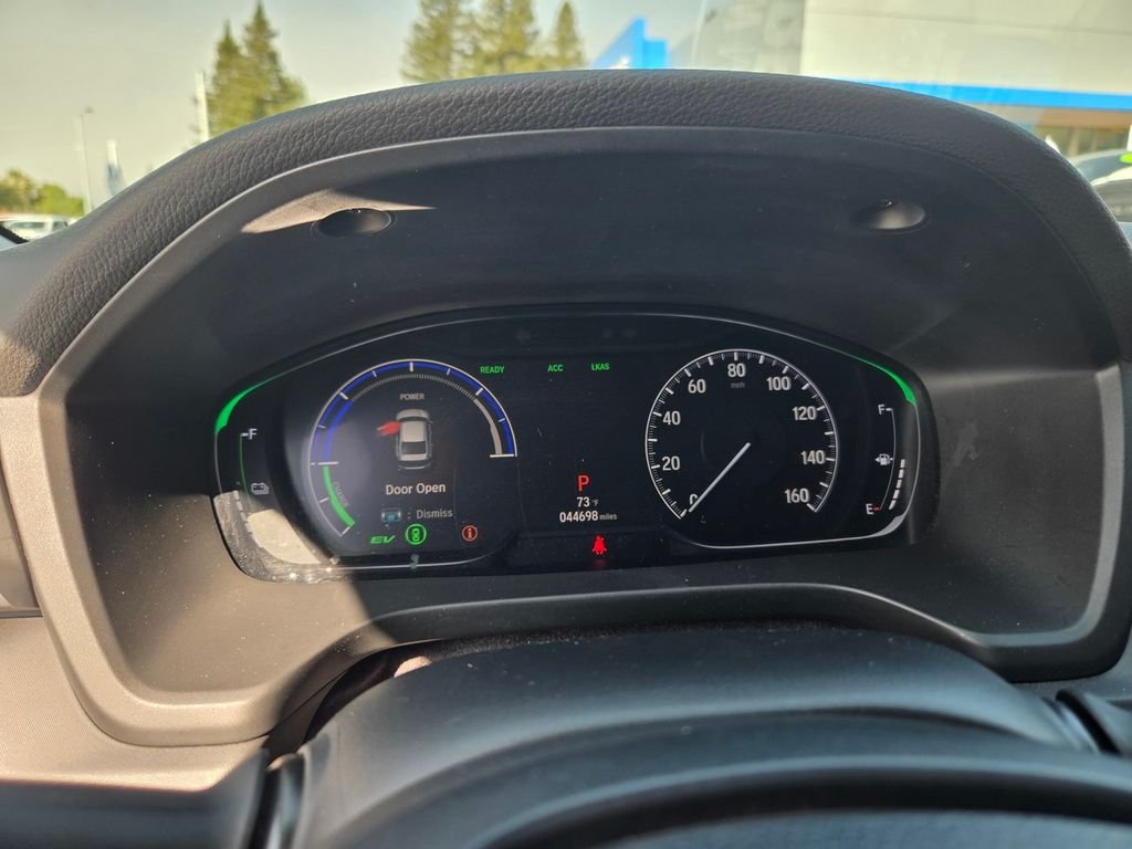 Used 2021  Honda EX image 18